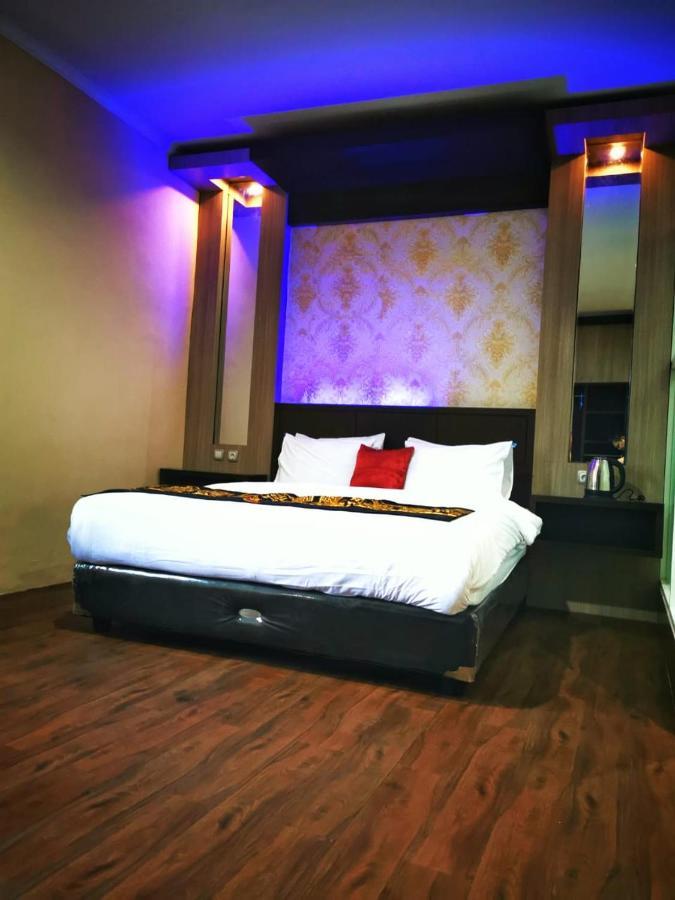 Oyo 822 Hotel Mukti Jaya Purwokerto Ngoại thất bức ảnh