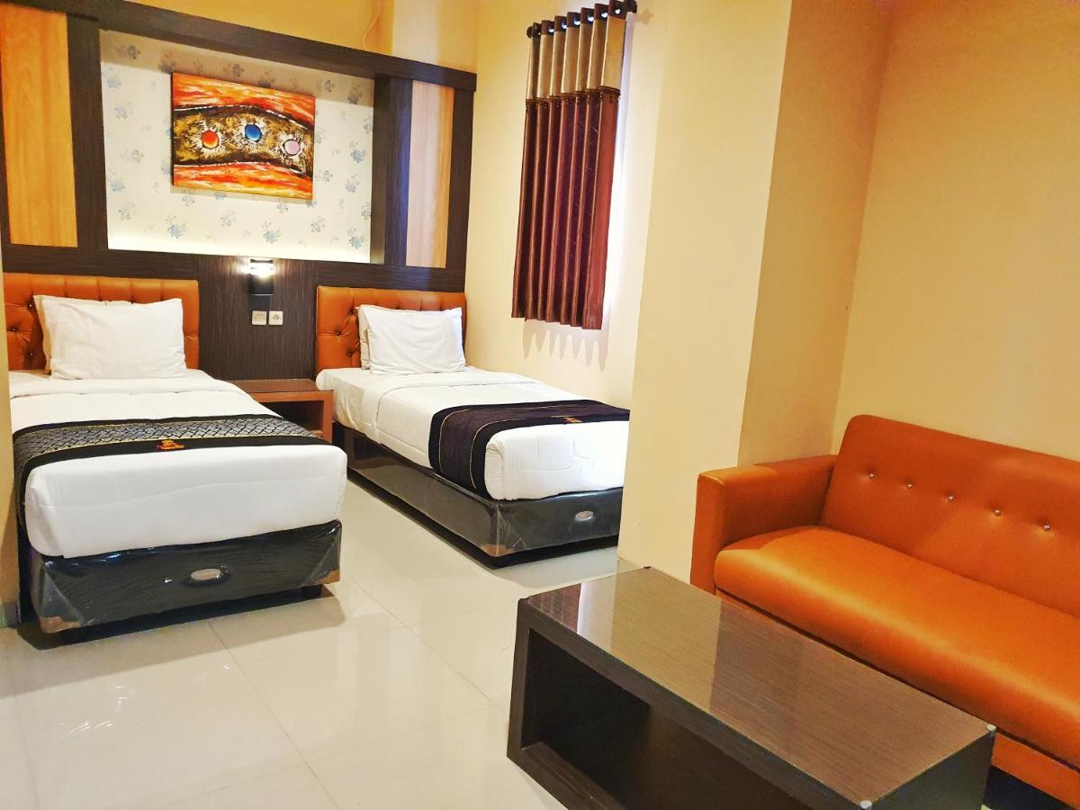 Oyo 822 Hotel Mukti Jaya Purwokerto Ngoại thất bức ảnh